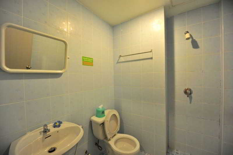 Patong Pl Guesthouse מראה חיצוני תמונה