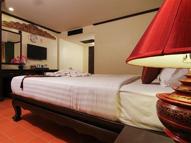 Patong Pl Guesthouse מראה חיצוני תמונה