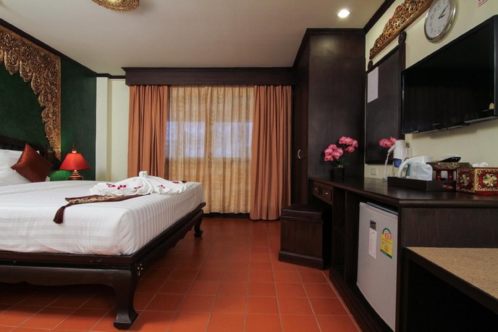 Patong Pl Guesthouse מראה חיצוני תמונה