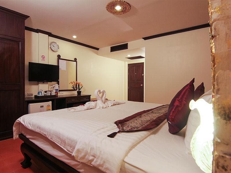 Patong Pl Guesthouse מראה חיצוני תמונה
